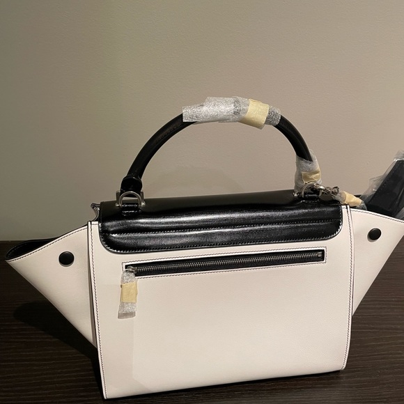Brand new authentic Celine trapeze - Picture 5 of 6